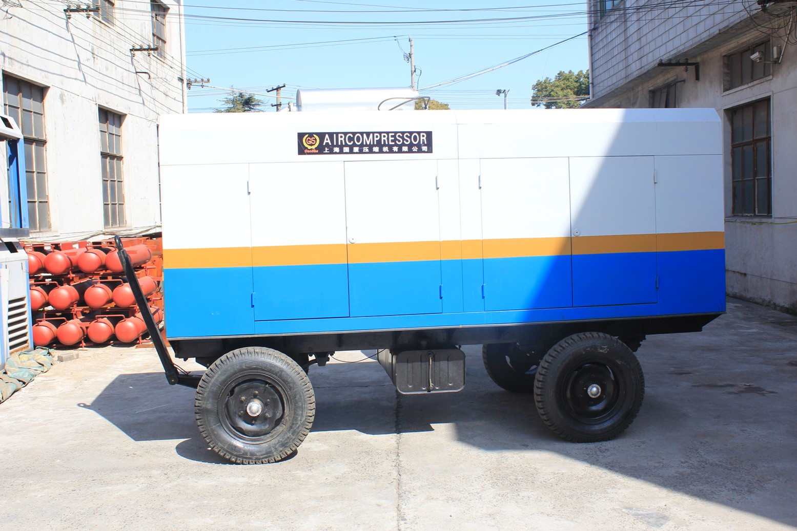 移動式螺桿空壓機(jī)（節(jié)能型50%）